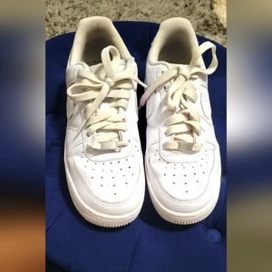 NIKE AIR FORCE 1 IN FAIR CONDITION